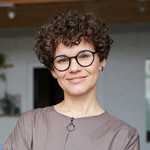 pexels-fauxels-3184405